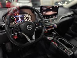 نيسان ألتيما